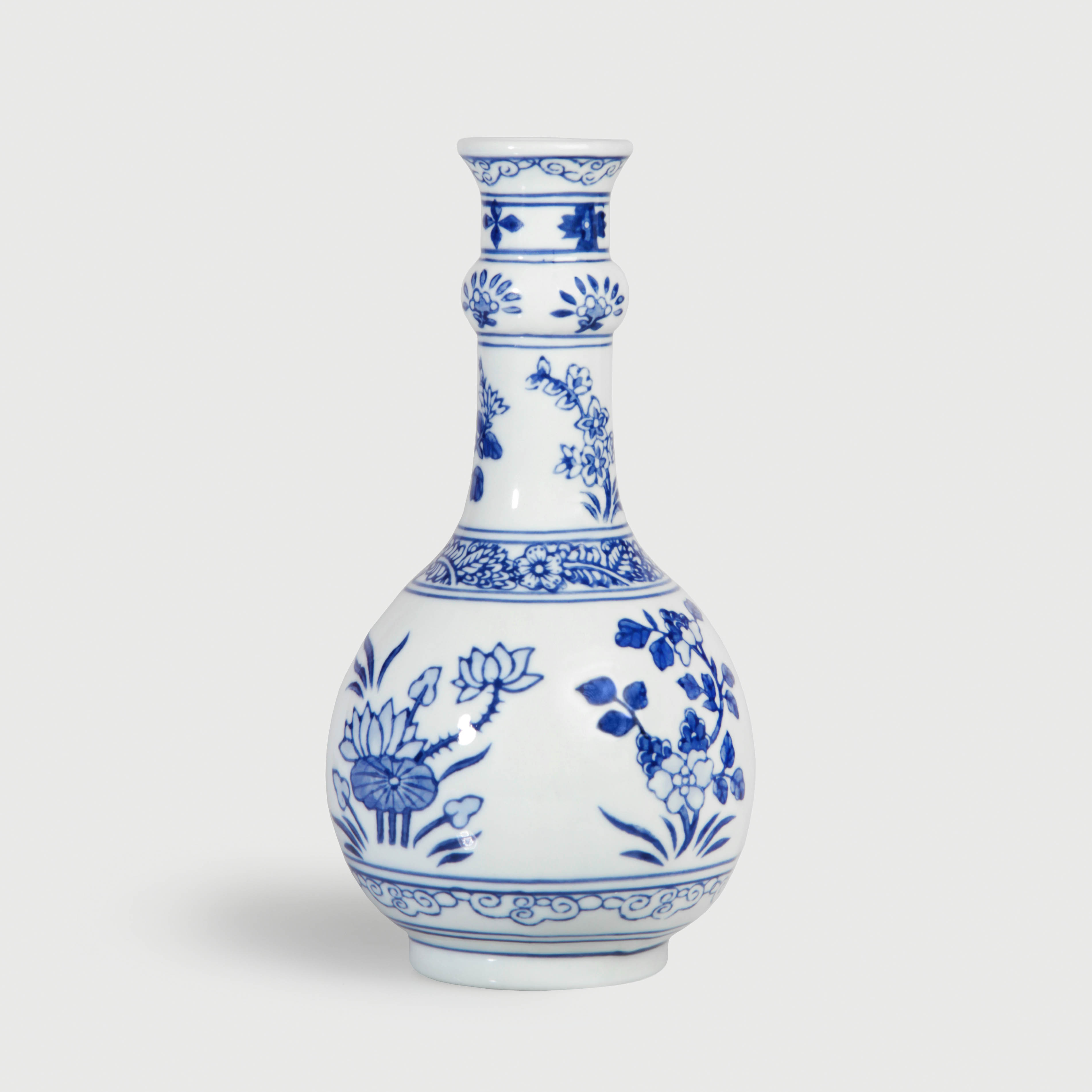 Vase flowers ruyi