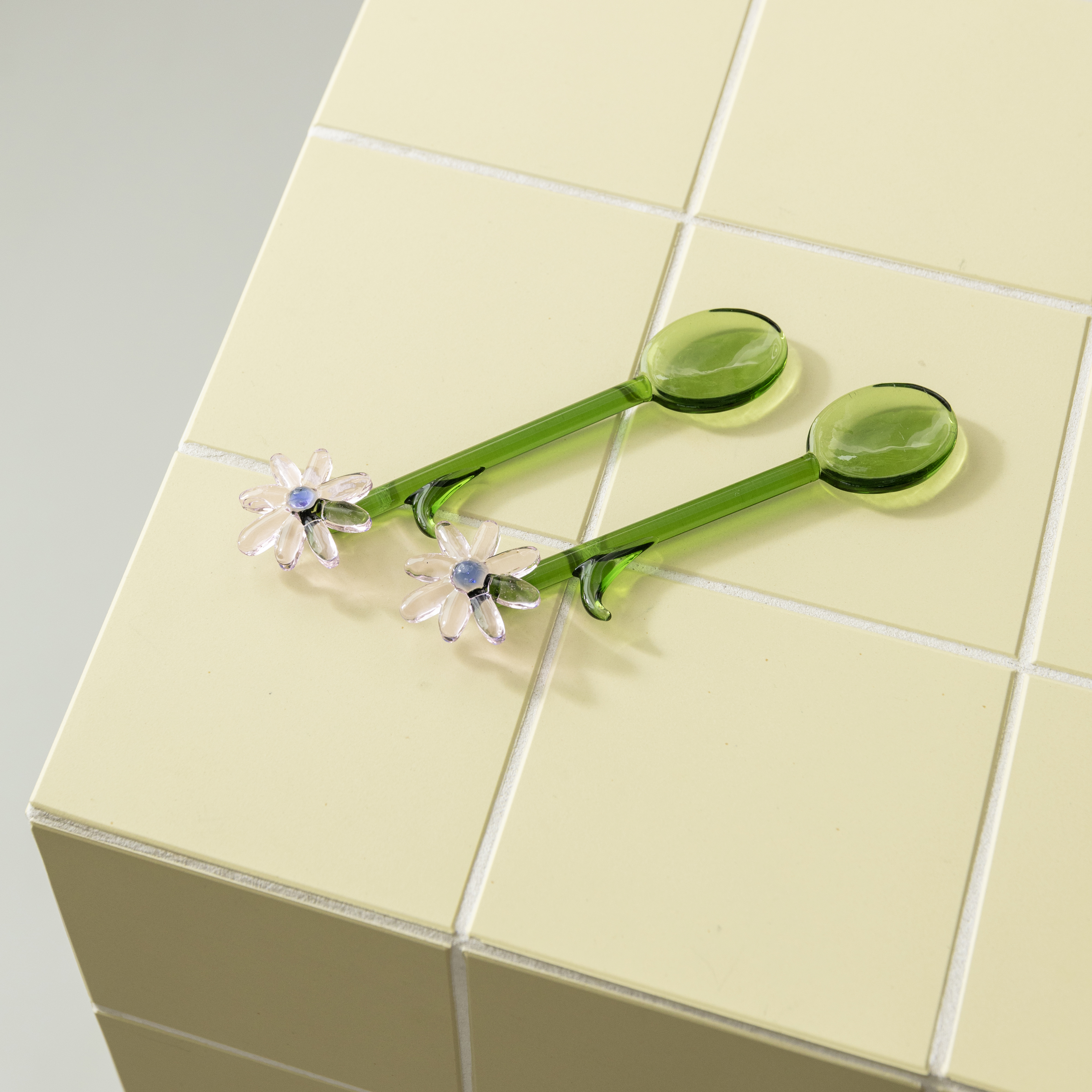 Spoon flora pink set of 2