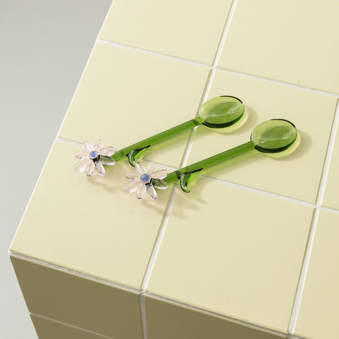 Spoon flora pink set of 2